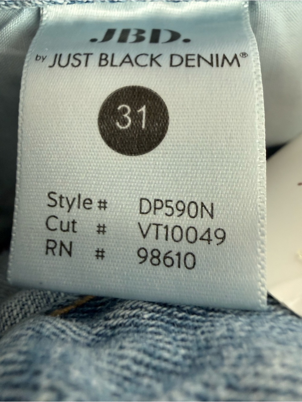 JBD Just Black Denim Distressed Relaxed Straight Leg Jeans Raw Hem Light NWT 31 - Picture 5 of 6